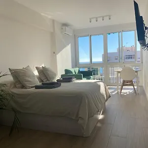 Sunstay Cruz Loft Apartment Torremolinos